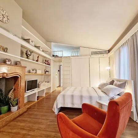 Apartamento La Scaletta Bianca - A Bright Hideaway In *