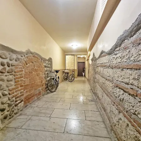 La Scaletta Bianca - A Bright Hideaway In فيرونا